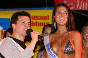 Miss Hawaiian Tropic August 2007 photo - Duval Street, Key West